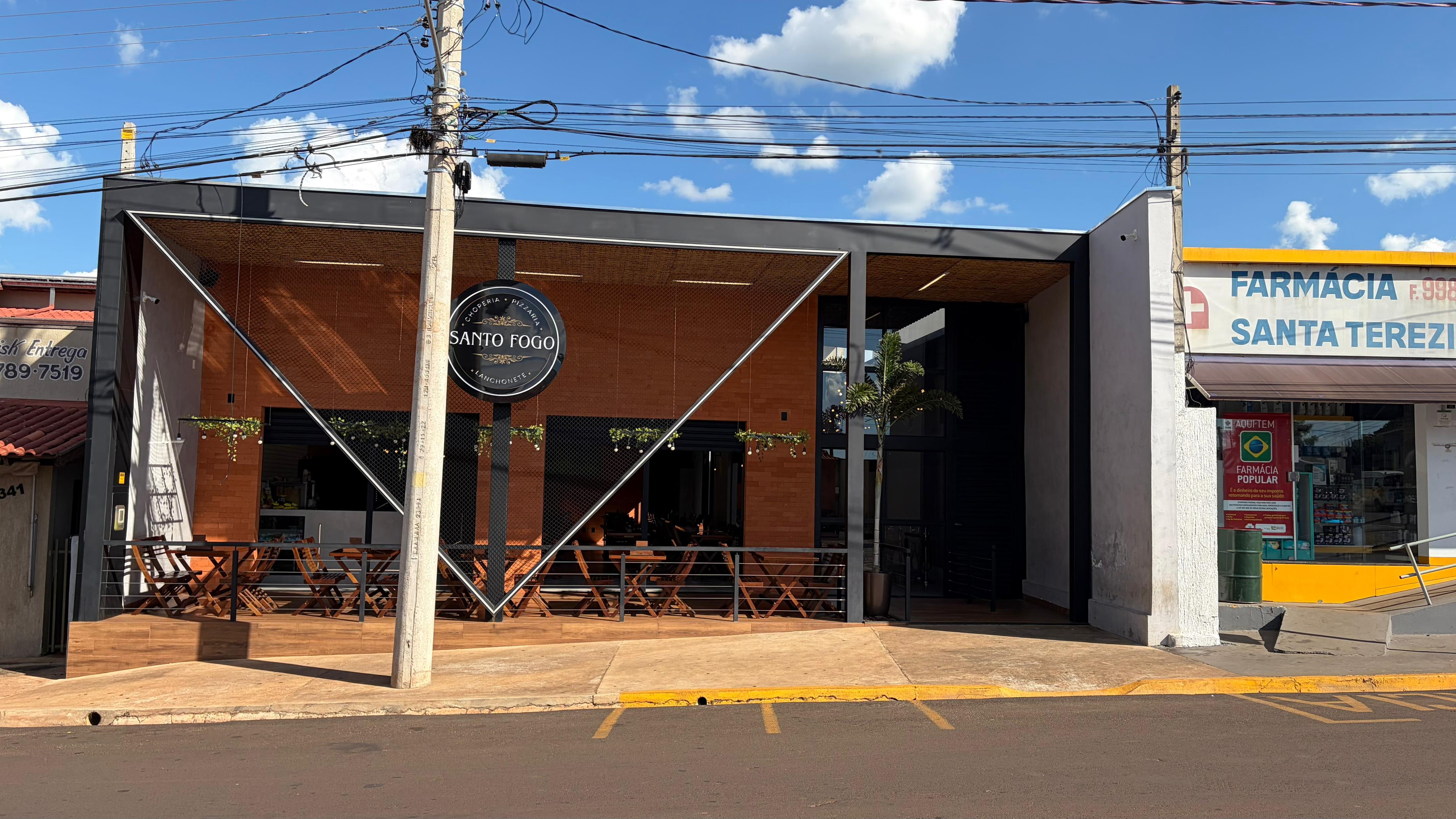 Restaurante Santo Fogo — detalhe interno